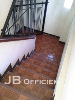 "Home Office and Warehouse at Phutthamonthon Sai 1"