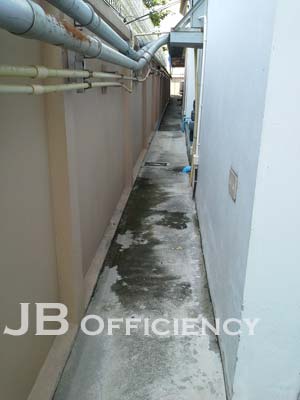"Home Office and Warehouse at Phutthamonthon Sai 1"