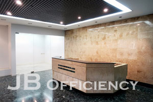 "Charn Issara Tower 2 - Office Space for rent on New Pethburi Road"
