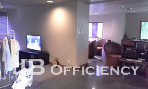 "Home Office Sukhumvit near BTS Prompong Station"