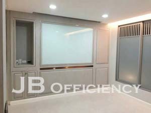 "Home Office Soi Thong Lor"