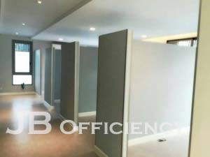 "Home Office Soi Thong Lor"