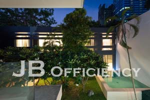 "Modern Home Office Soi Thong Lor"