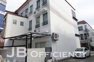"Home Office for rent on Srinakarin"
