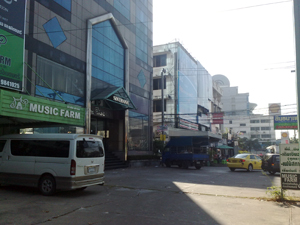 ขายตึกสำนักงาน ซอยนวมินทร์ 