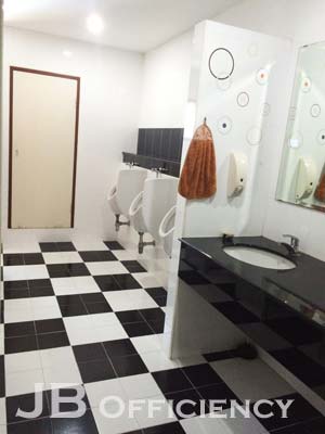 "Office at Changwattan"