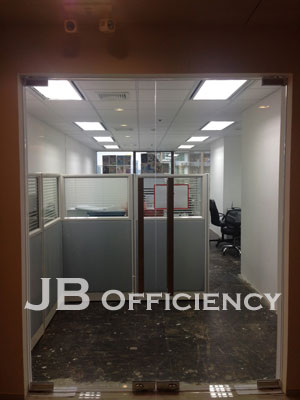 "Office Space for rent at Thanaphum Tower"